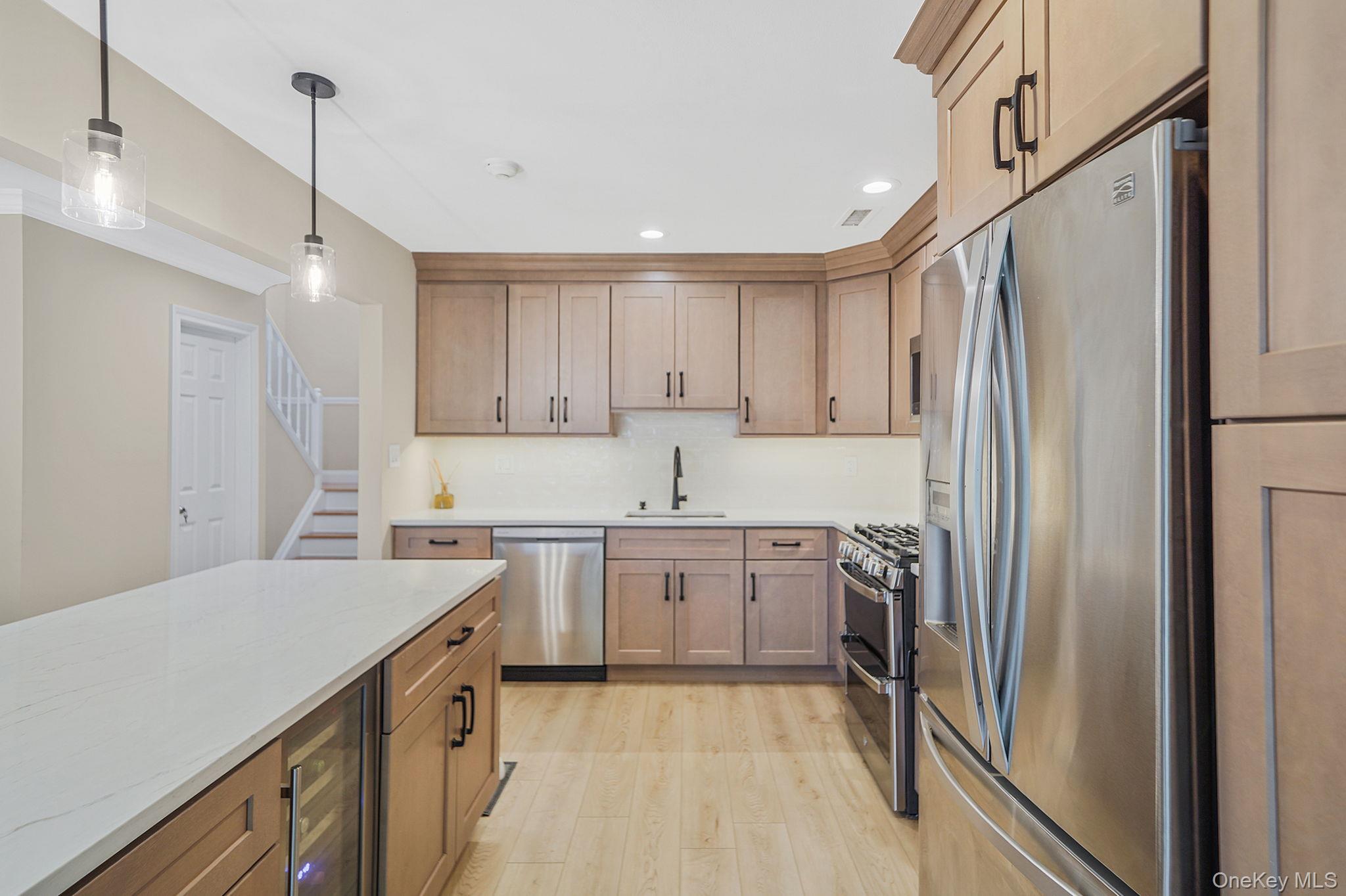 #10 photo, 65 Erik Dr., サフォーク郡 East Setauket , NY 11733