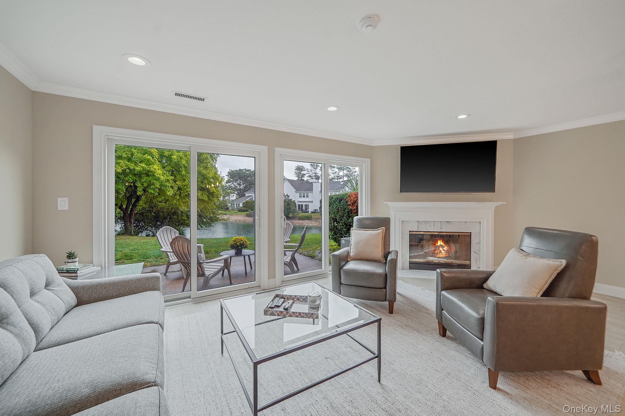 #4 photo, 65 Erik Dr., サフォーク郡 East Setauket , NY 11733