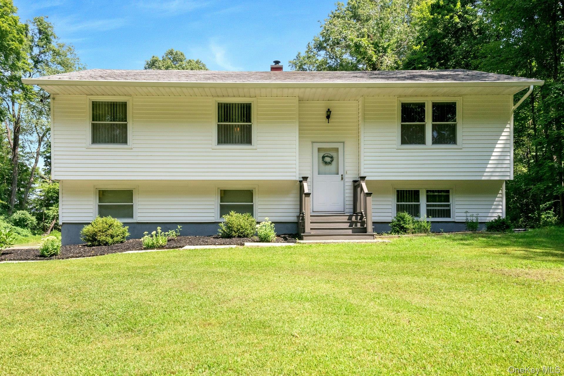#1 photo, 334 Wood Street, Mahopac , NY 10541