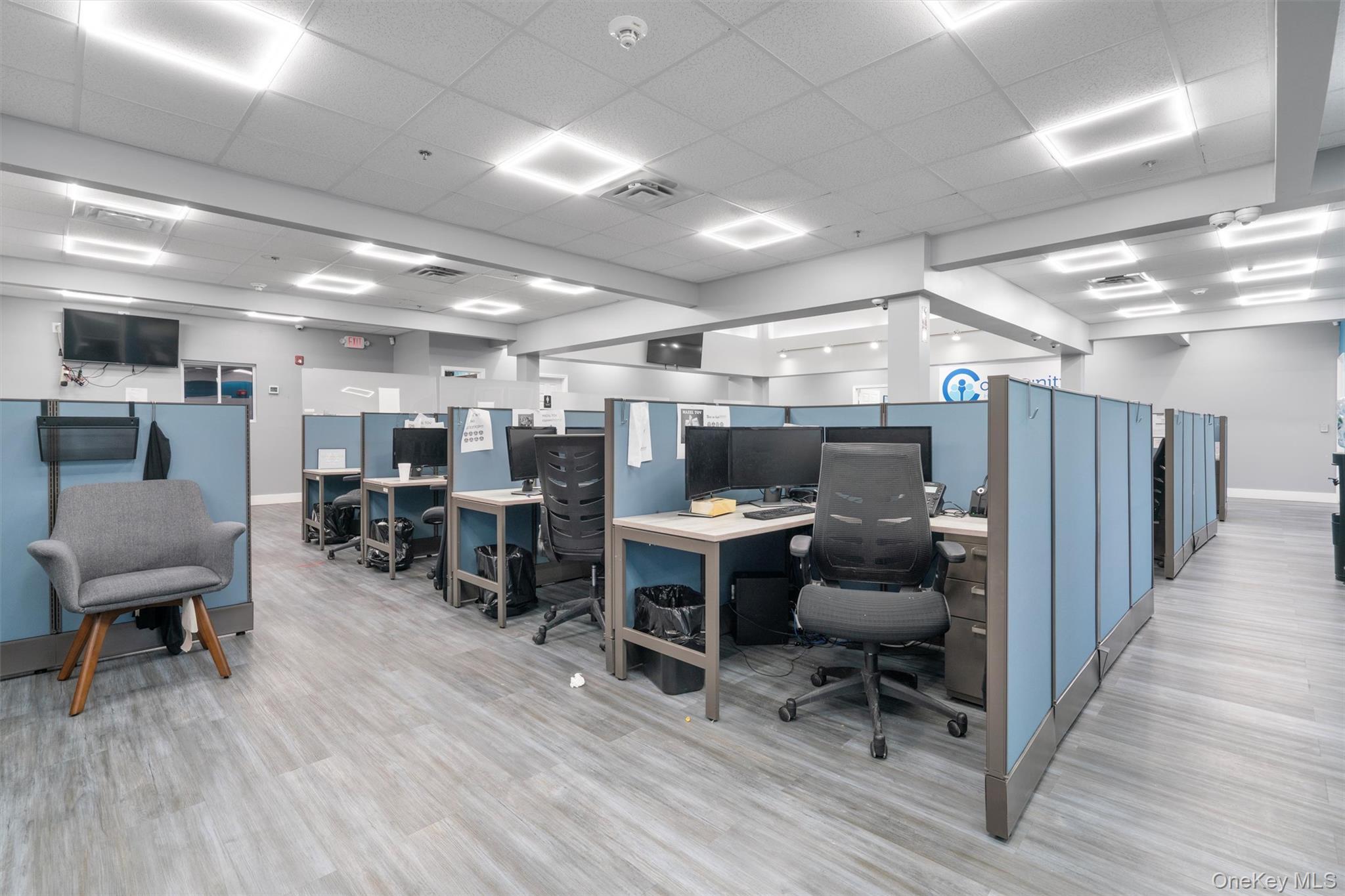 #19 photo, 2 Corporate Drive, Central Valley , NY 10917