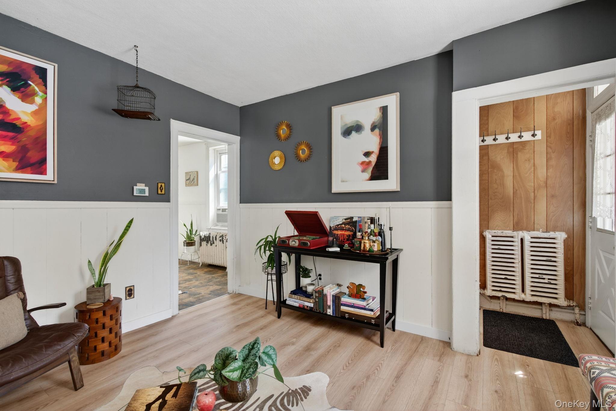 #7 photo, 116 2nd Street, Port Ewen , NY 12417