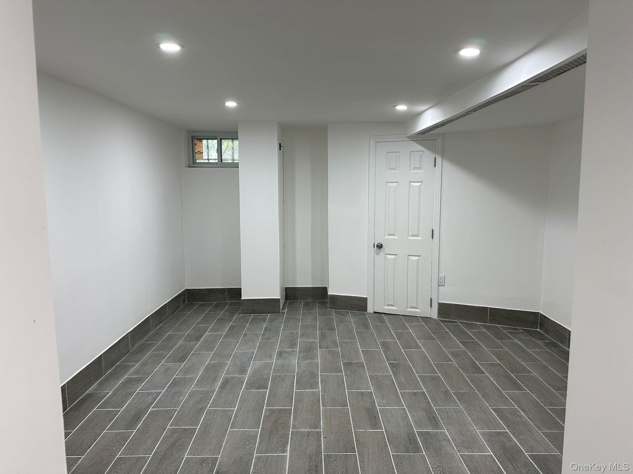 #13 photo, 15070 Foch Boulevard, クイーンズ区 Jamaica , NY 11434