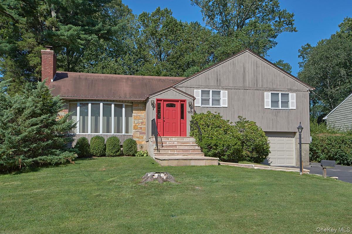 #2 photo, 185 Pinewood Road, Hartsdale , NY 10530