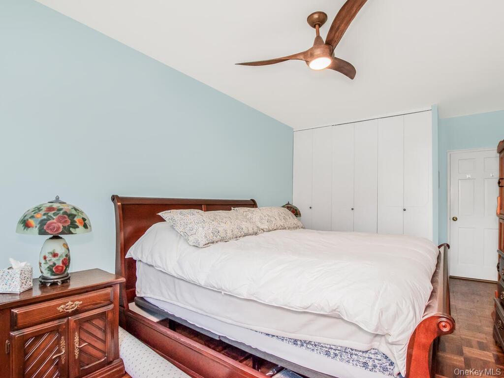 #12 photo, 10 Lake Street, White Plains , NY 10603