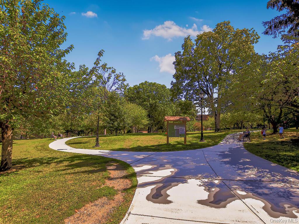 #15 photo, 10 Lake Street, White Plains , NY 10603