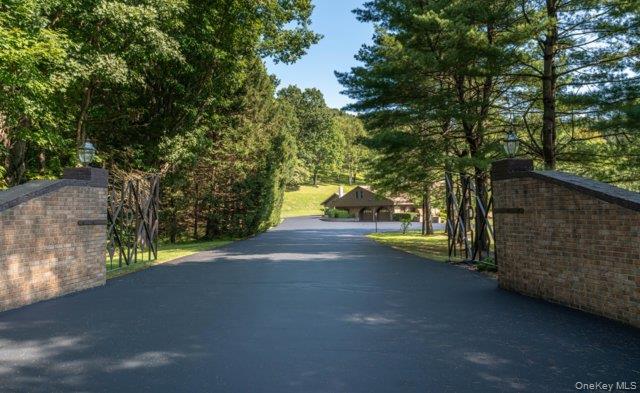 #1 photo, 22 Tannen Drive, 纽约州 Pleasant Valley , NY 12569