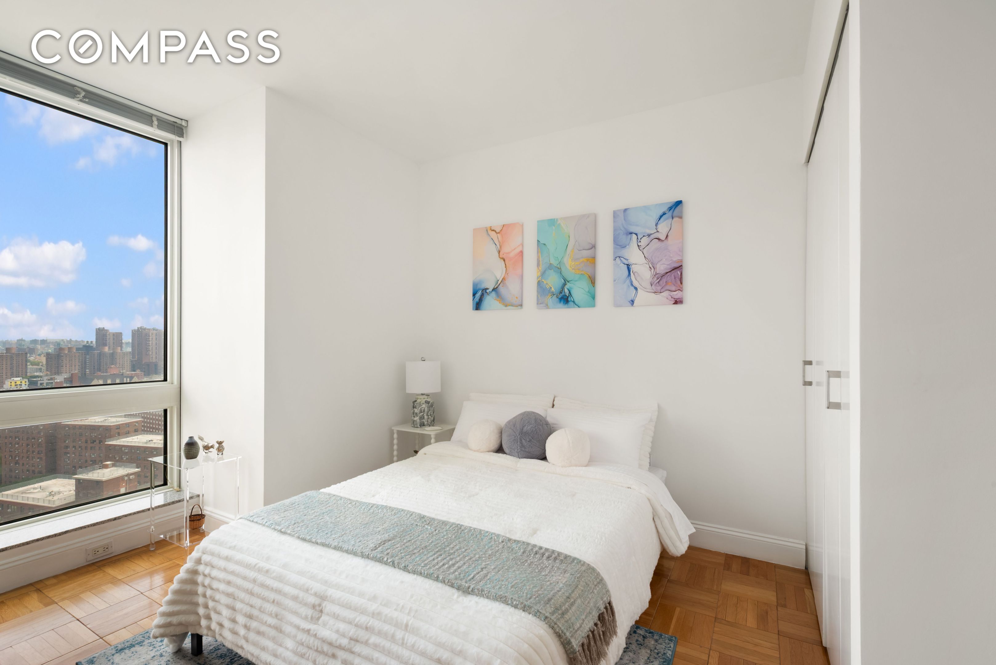 #3 photo, 215-217 E 96th Street, マンハッタン Upper East Side , NY 10128