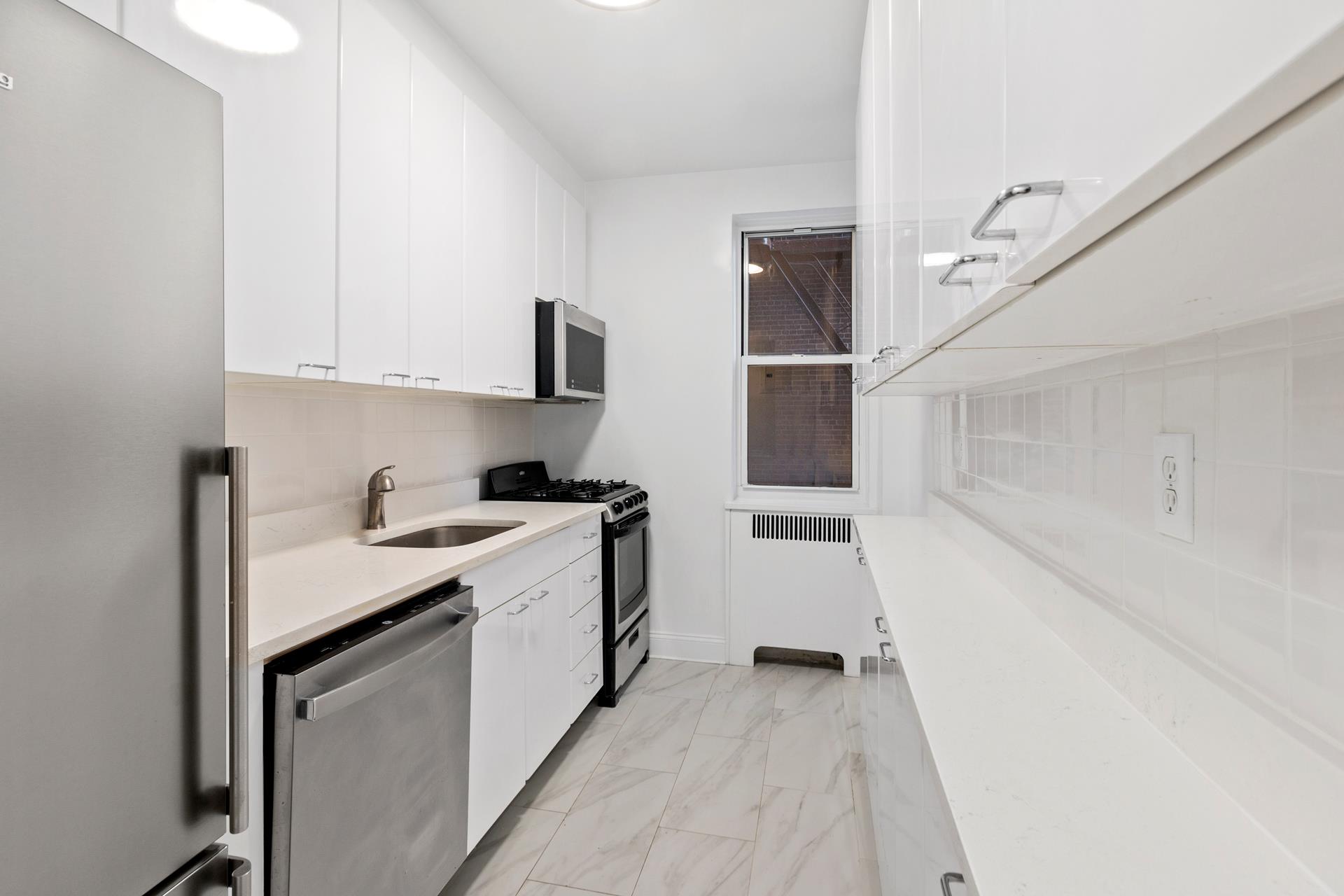 #6 photo, New York City, Hell's Kitchen , NY 10019