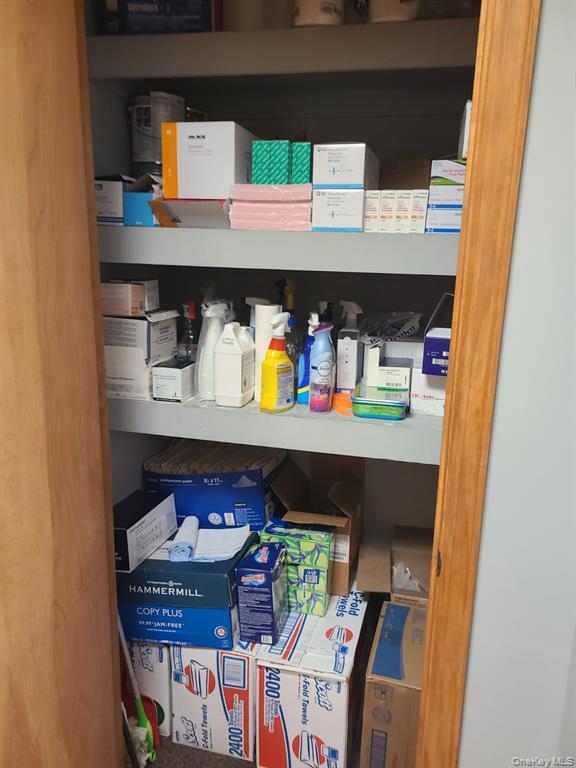 #12 photo, Carman Ave, ナッソー郡 Cedarhurst , NY 11516