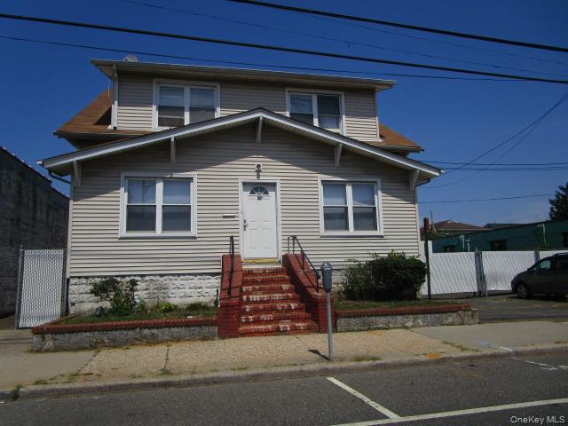 #1 photo, 99 E Merrick Road, 长岛 Valley Stream , NY 11580