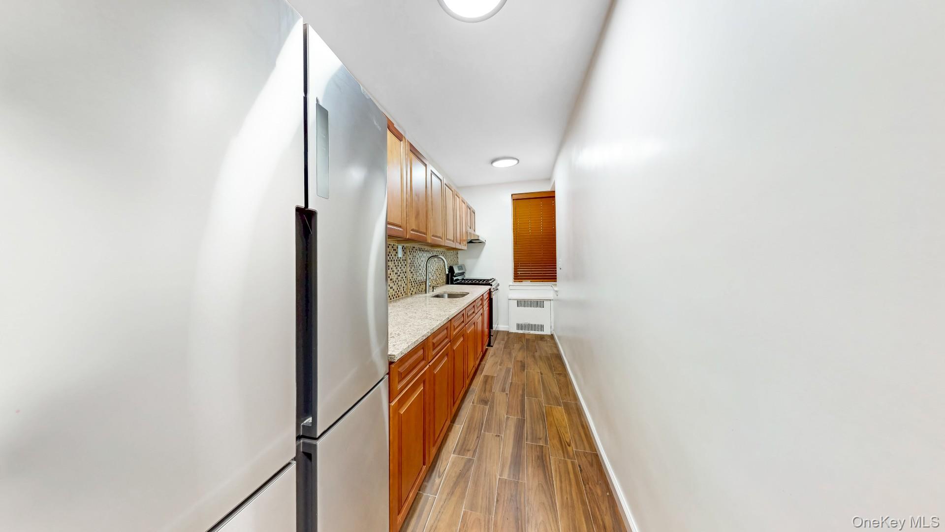 #6 photo, 385 Argyle Road, ブルックリン区 Brooklyn , NY 11218