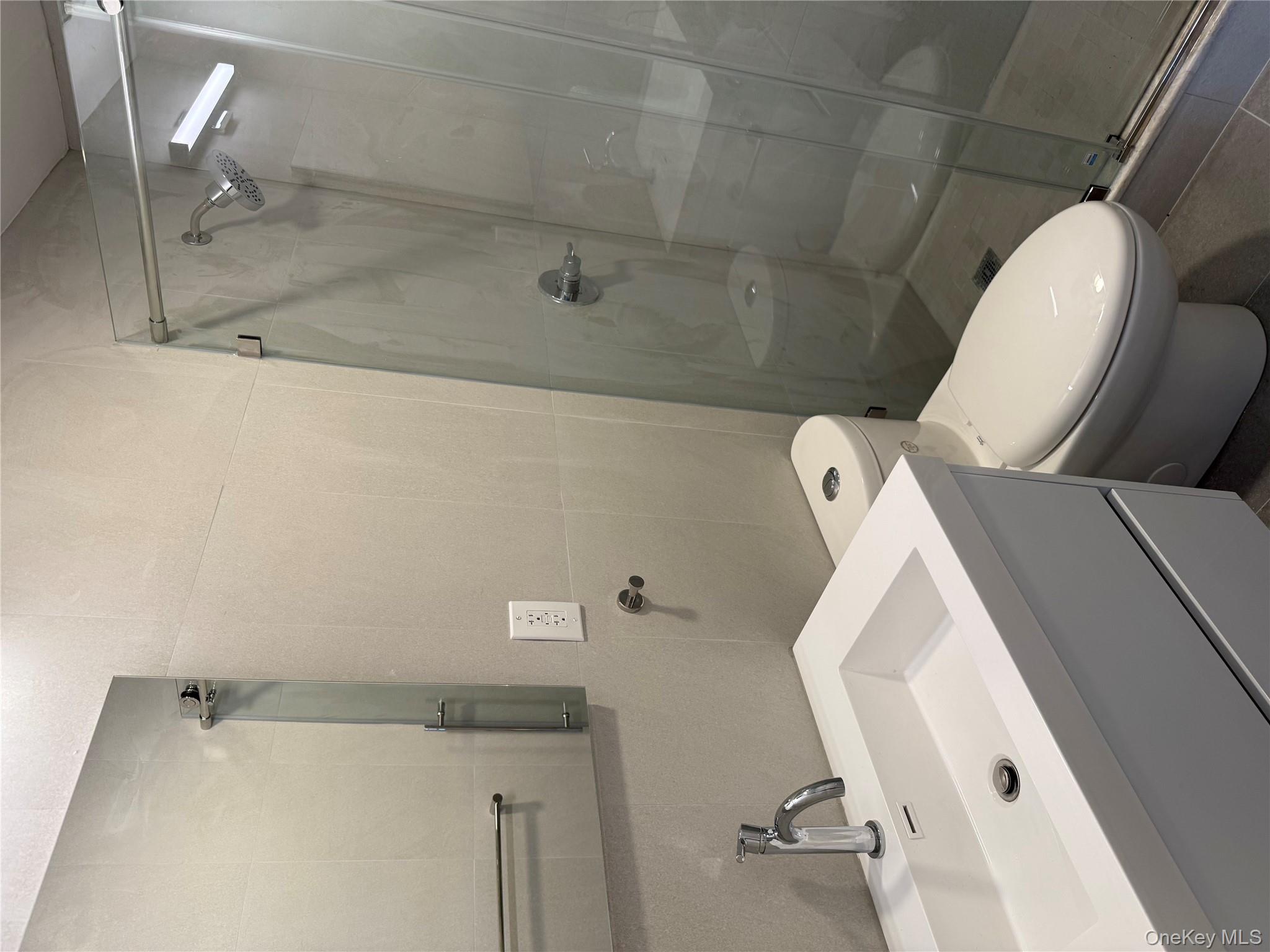 #12 photo, 175 Monroe St, ブルックリン区 Brooklyn , NY 11216