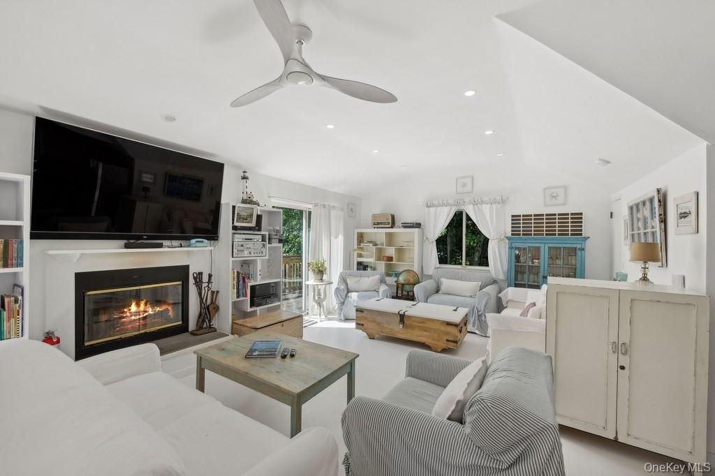 #2 photo, 161 Monroe Drive, サフォーク郡 Montauk , NY 11954