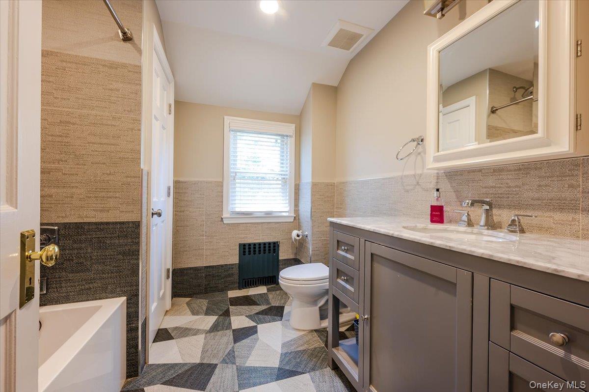 #18 photo, 359 Derby Avenue, ナッソー郡 Woodmere , NY 11598