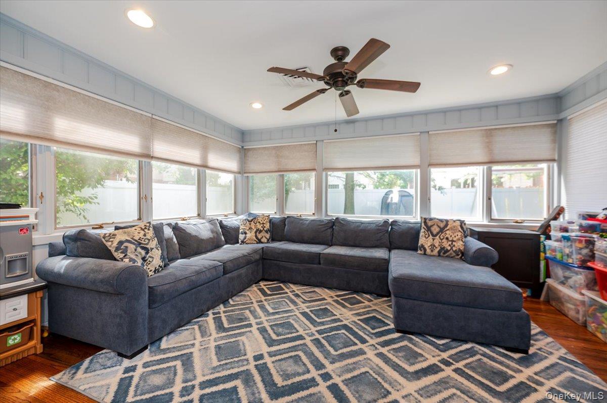 #6 photo, 359 Derby Avenue, ナッソー郡 Woodmere , NY 11598