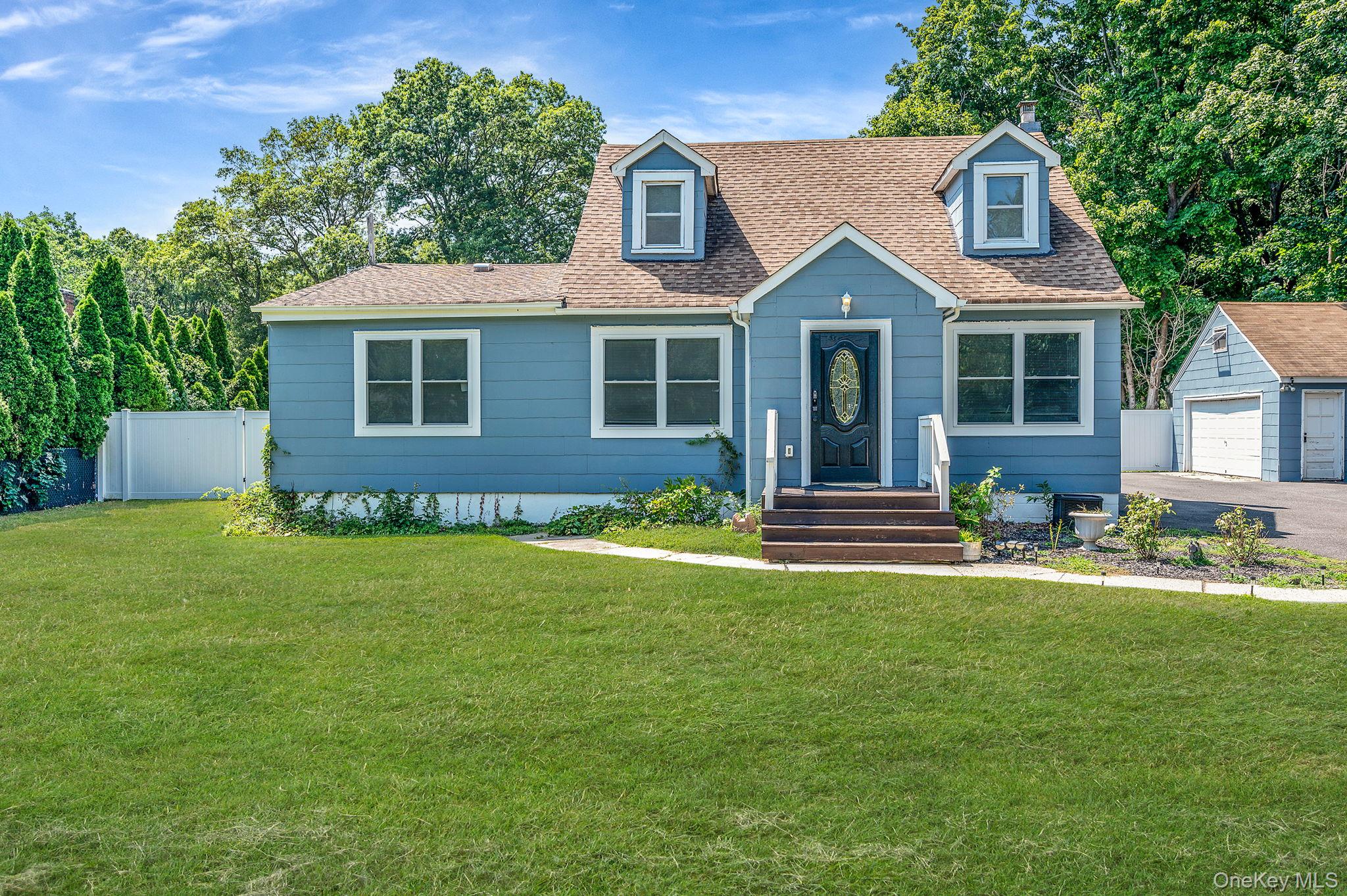 #1 photo, 224 Southern Boulevard, サフォーク郡 Saint James , NY 11780