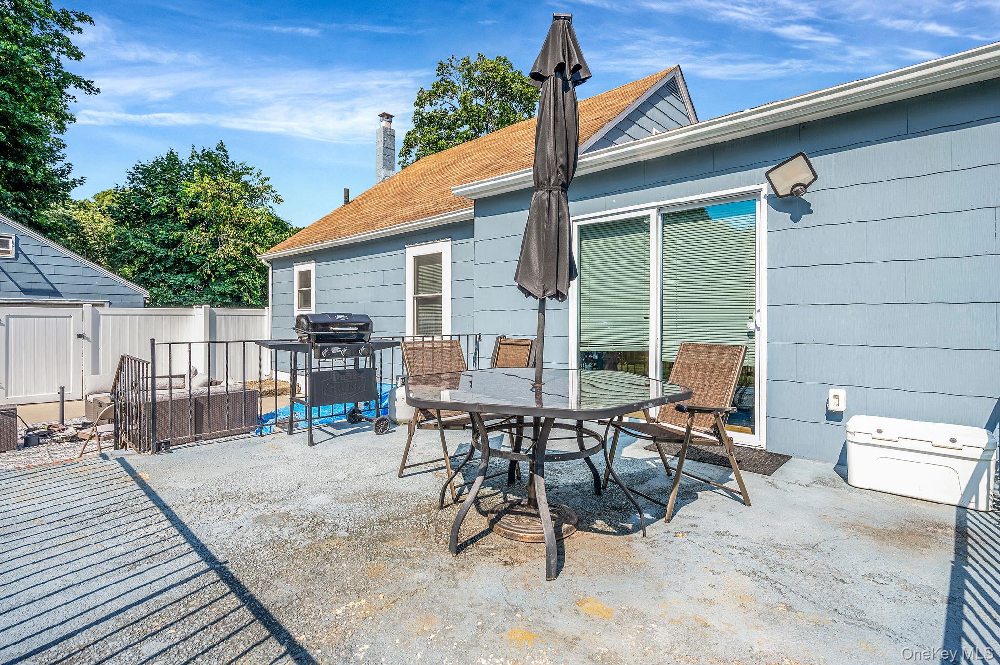 #11 photo, 224 Southern Boulevard, サフォーク郡 Saint James , NY 11780