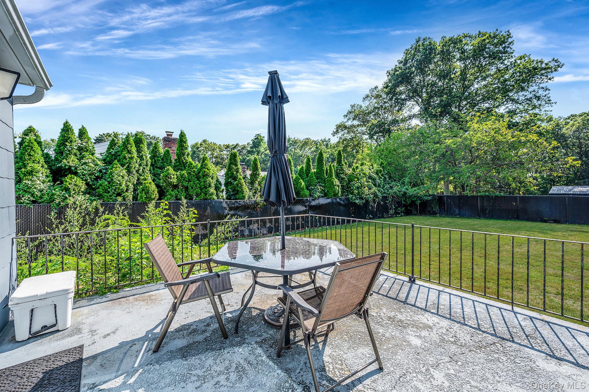 #12 photo, 224 Southern Boulevard, サフォーク郡 Saint James , NY 11780