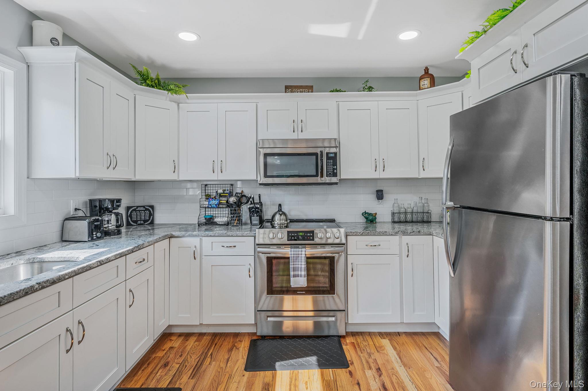 #19 photo, 224 Southern Boulevard, サフォーク郡 Saint James , NY 11780