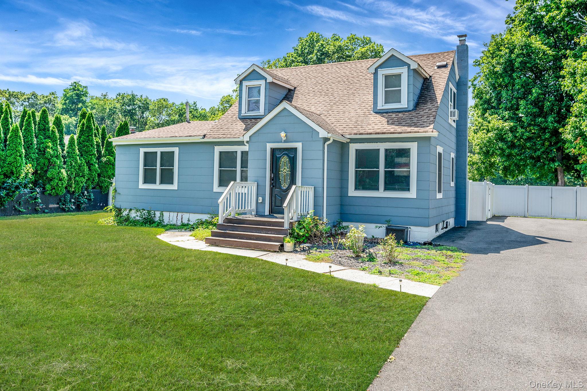 #2 photo, 224 Southern Boulevard, サフォーク郡 Saint James , NY 11780