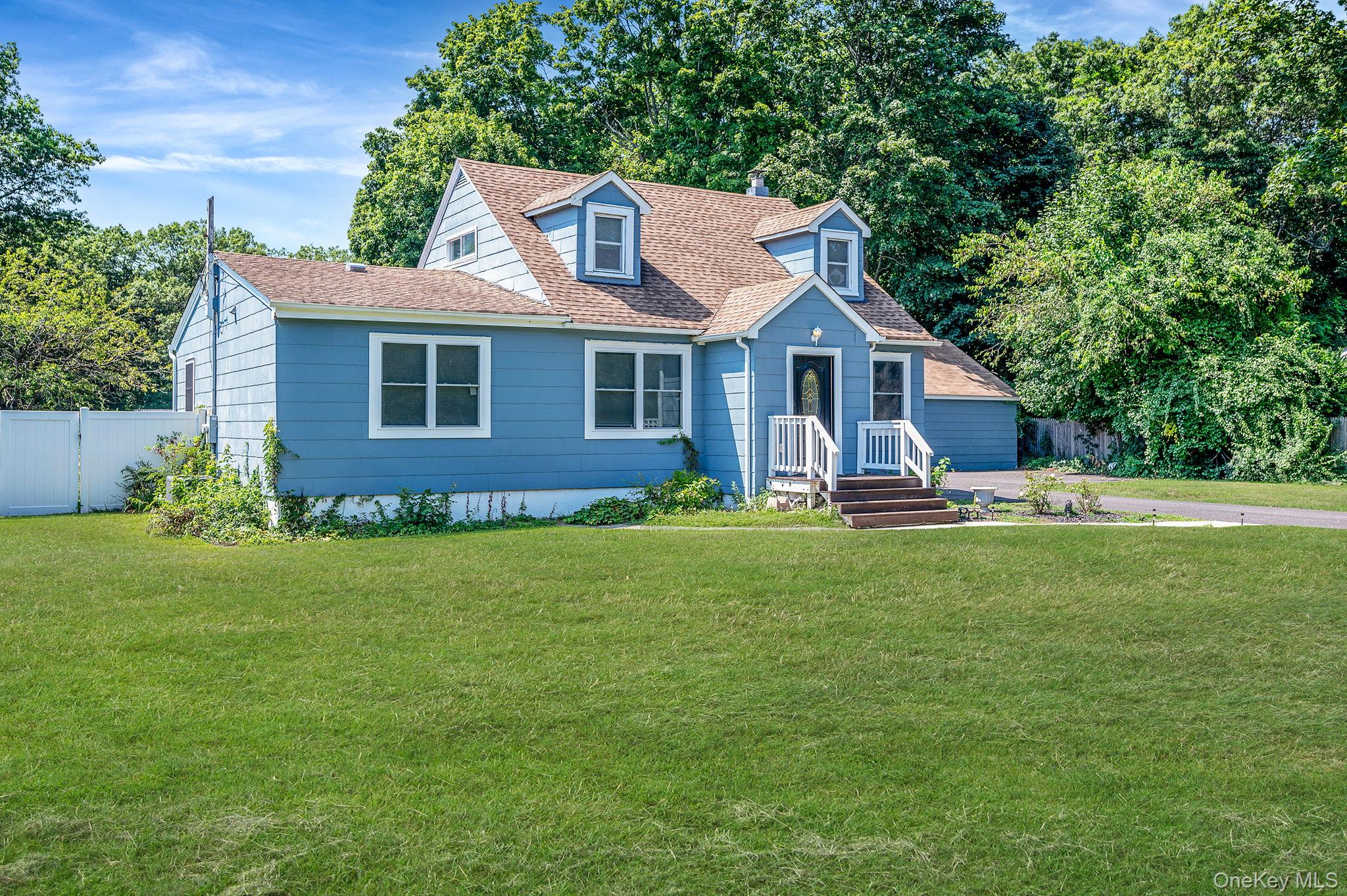 #4 photo, 224 Southern Boulevard, サフォーク郡 Saint James , NY 11780