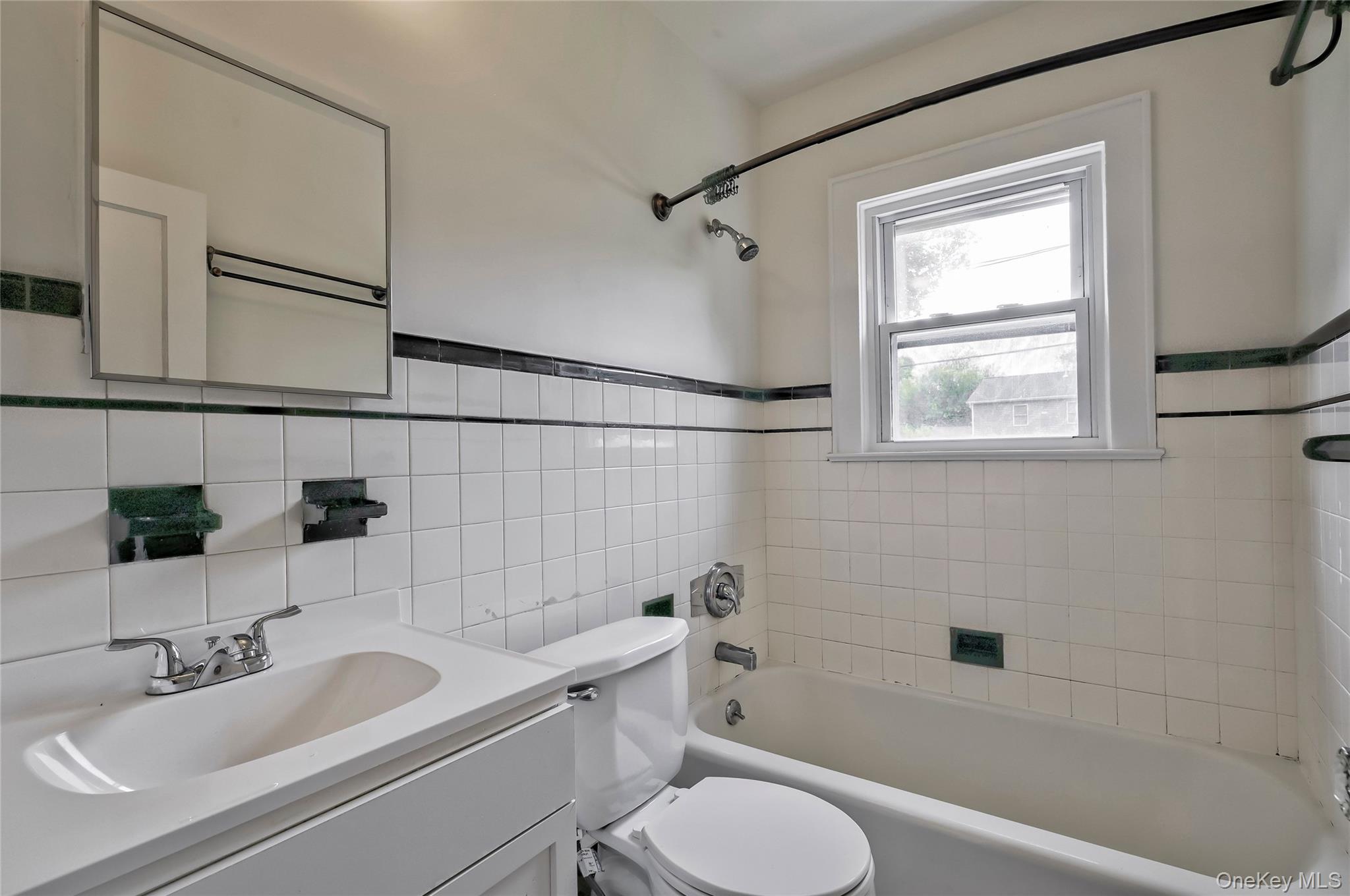 #15 photo, 76 Norton Drive, サフォーク郡 East Northport , NY 11731