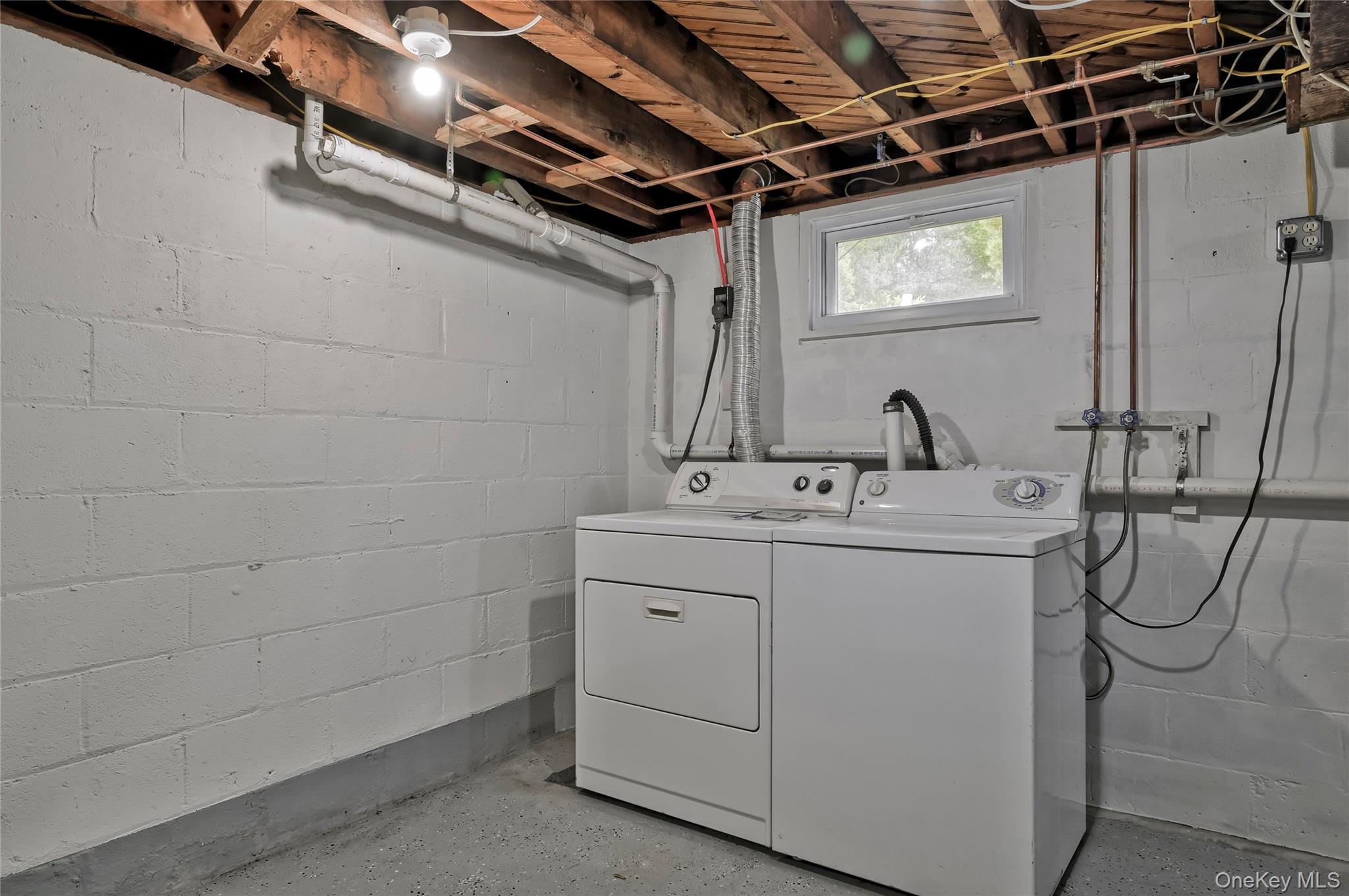 #19 photo, 76 Norton Drive, サフォーク郡 East Northport , NY 11731