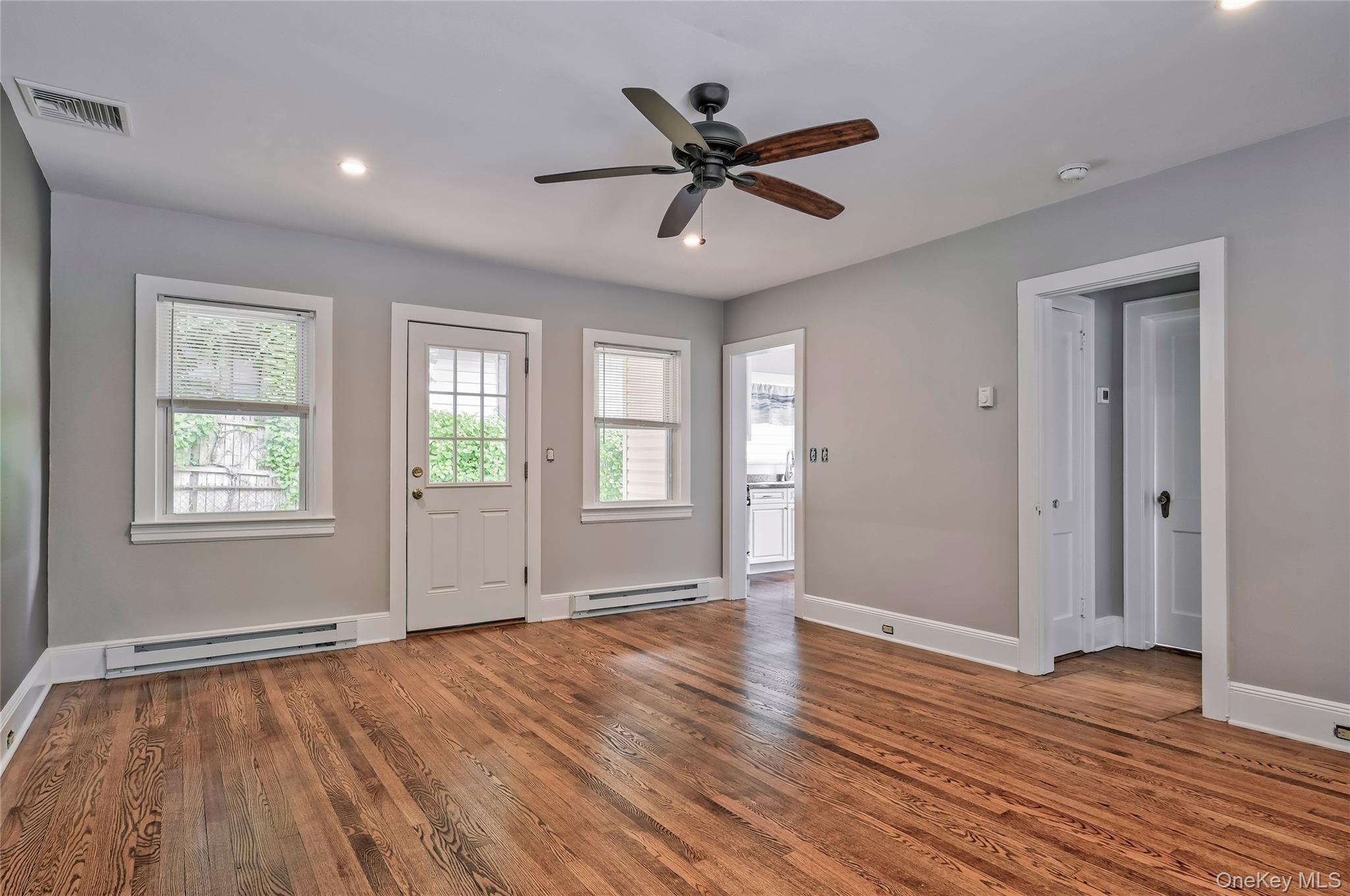 #7 photo, 76 Norton Drive, サフォーク郡 East Northport , NY 11731