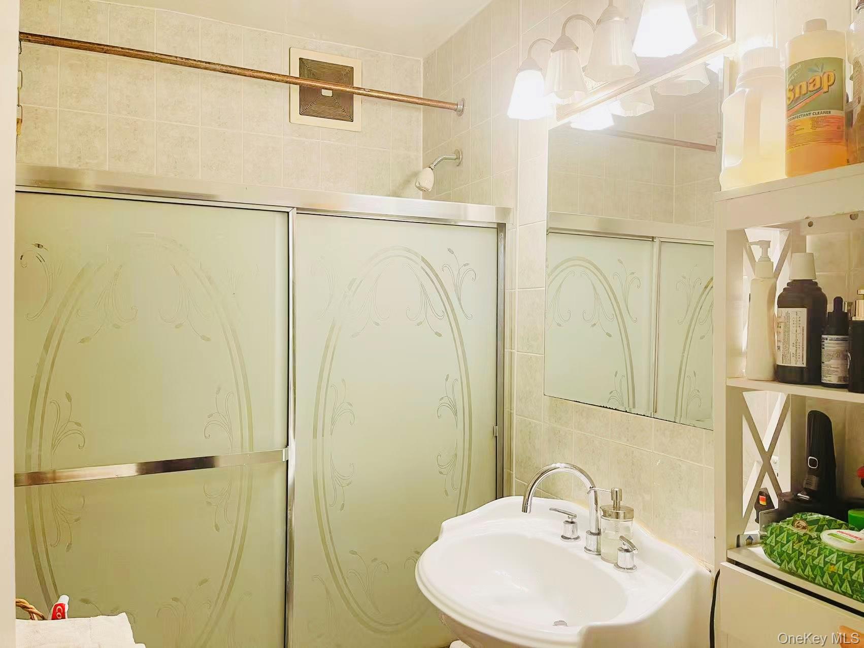 #15 photo, 144-30 Sanford Avenue, クイーンズ区 Flushing , NY 11355