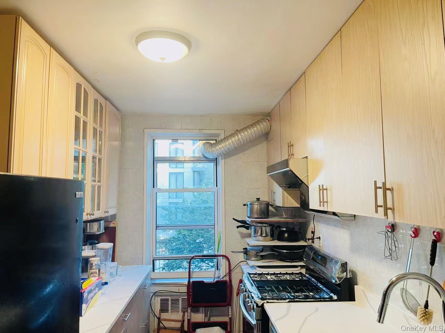 #7 photo, 144-30 Sanford Avenue, クイーンズ区 Flushing , NY 11355