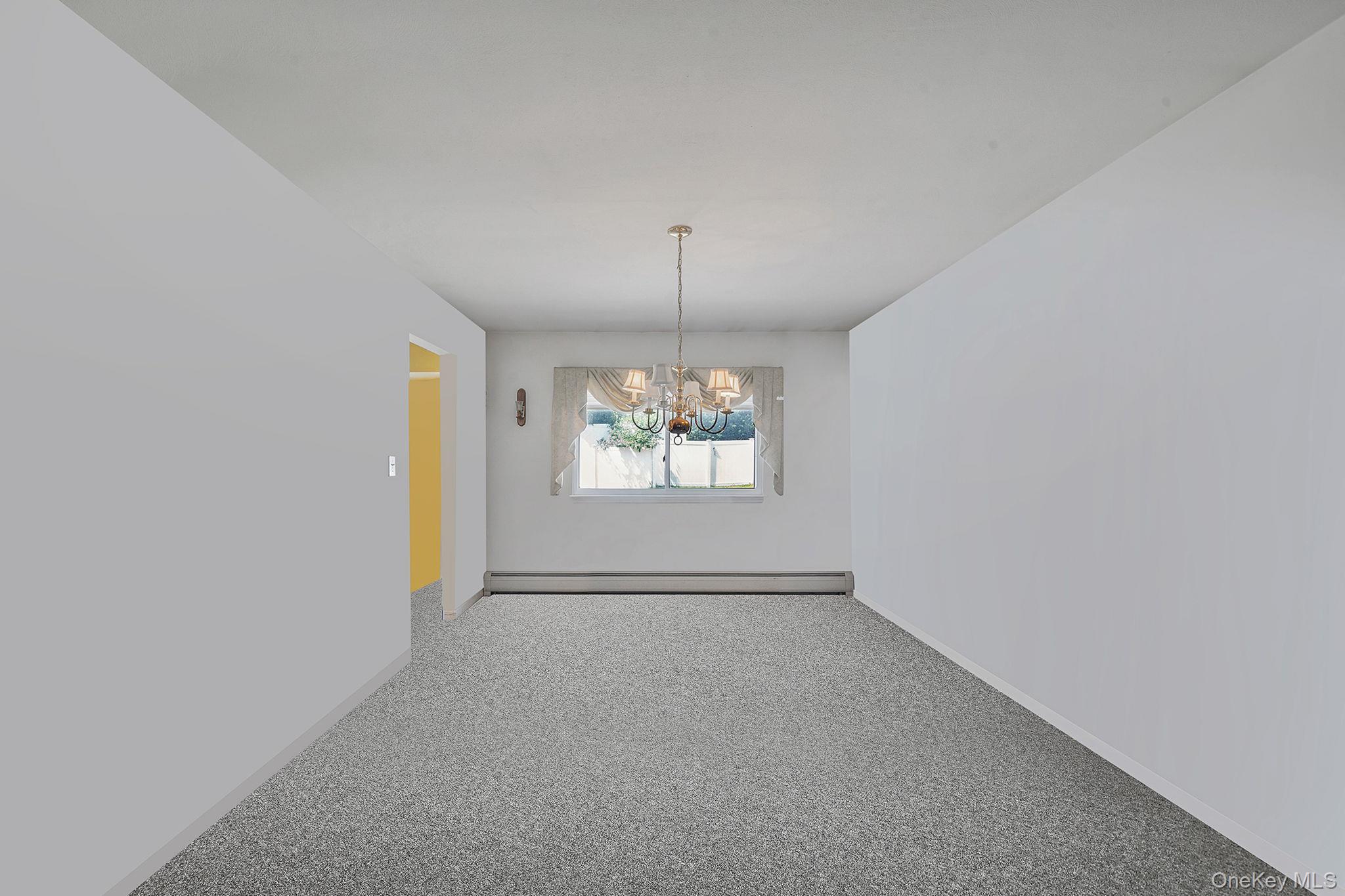 #19 photo, 14 Lloyd Lane, サフォーク郡 Nesconset , NY 11767