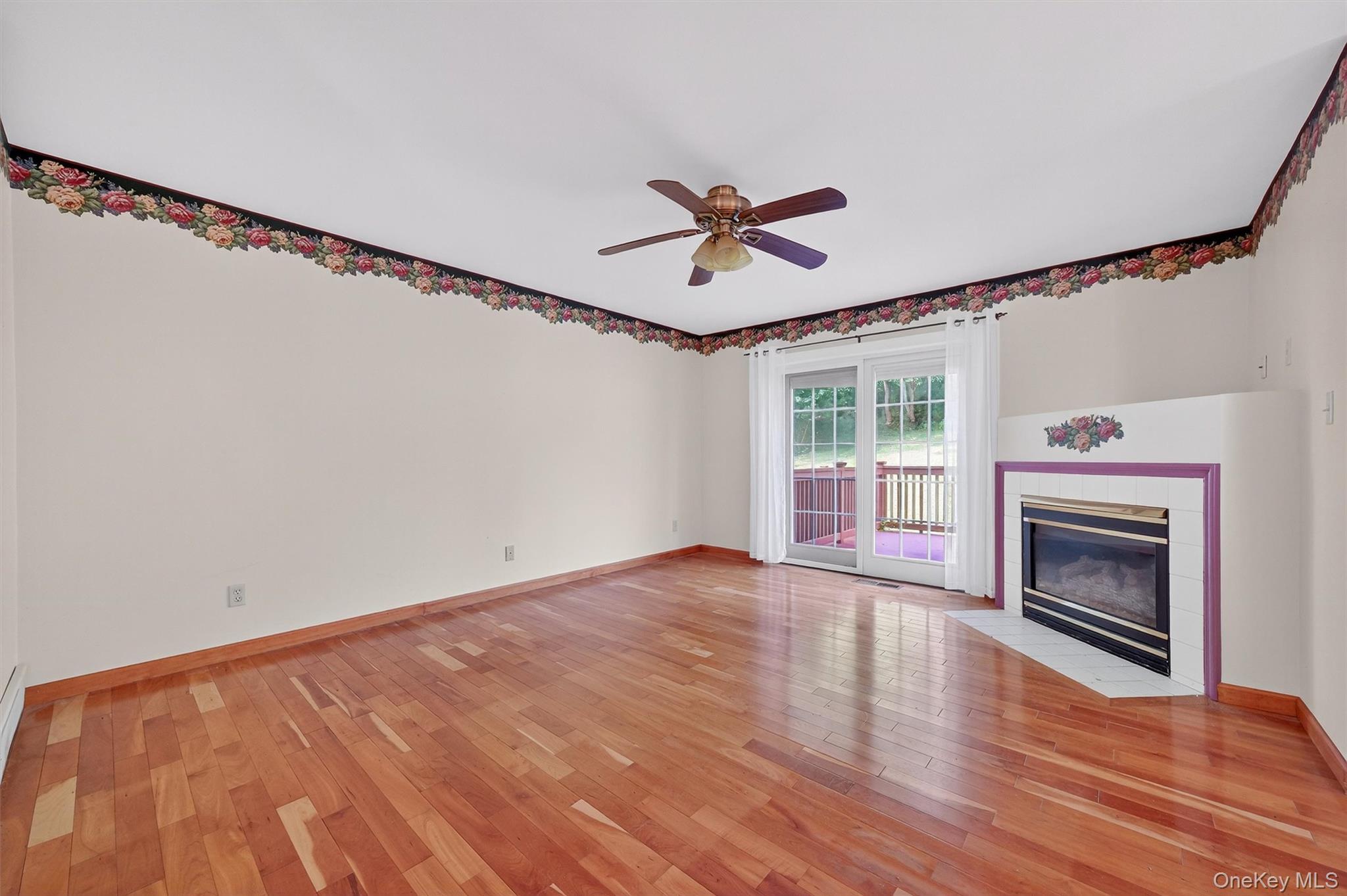 #16 photo, 38 Prestwick Court, Poughkeepsie , NY 12603