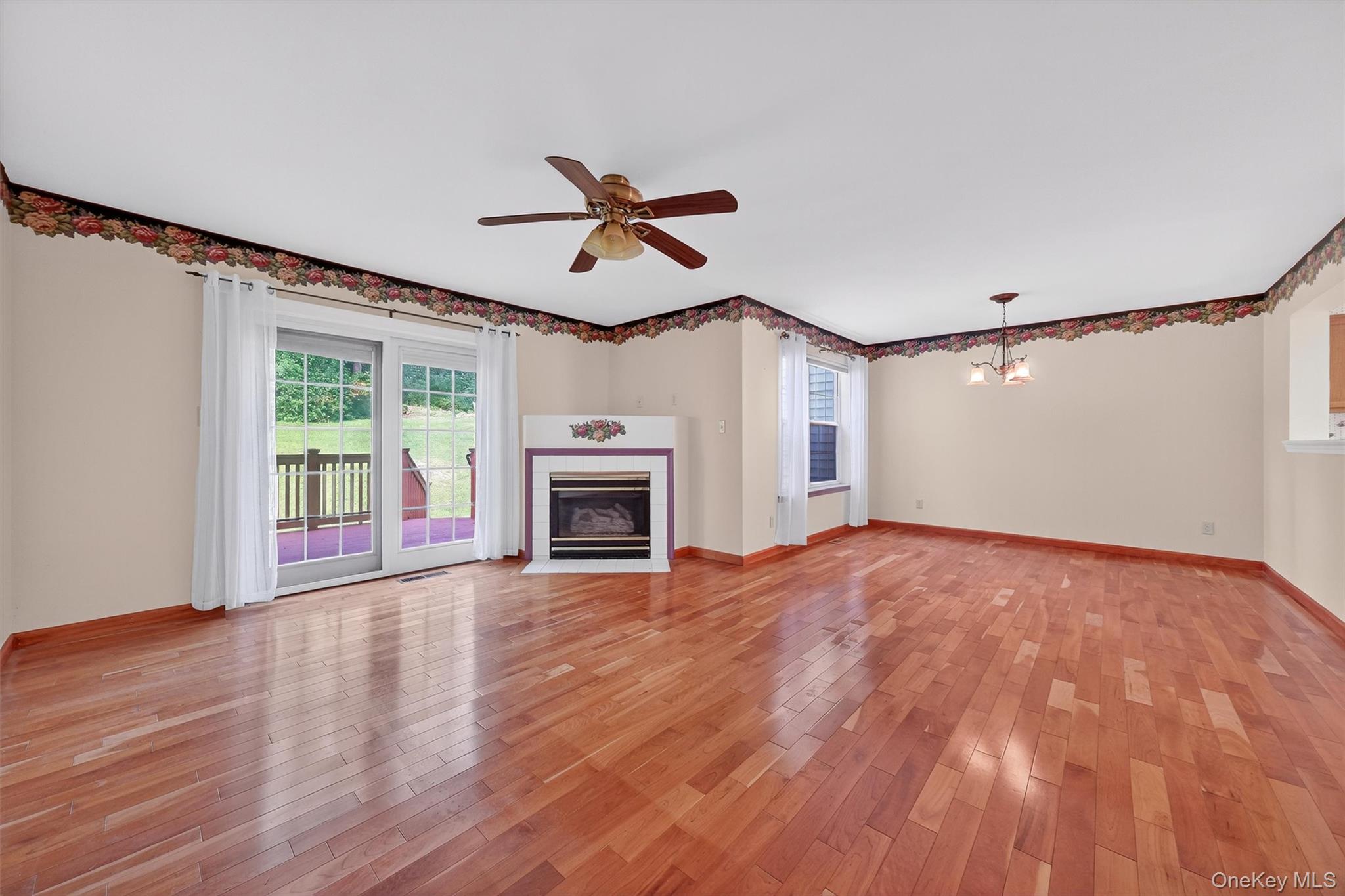 #17 photo, 38 Prestwick Court, Poughkeepsie , NY 12603