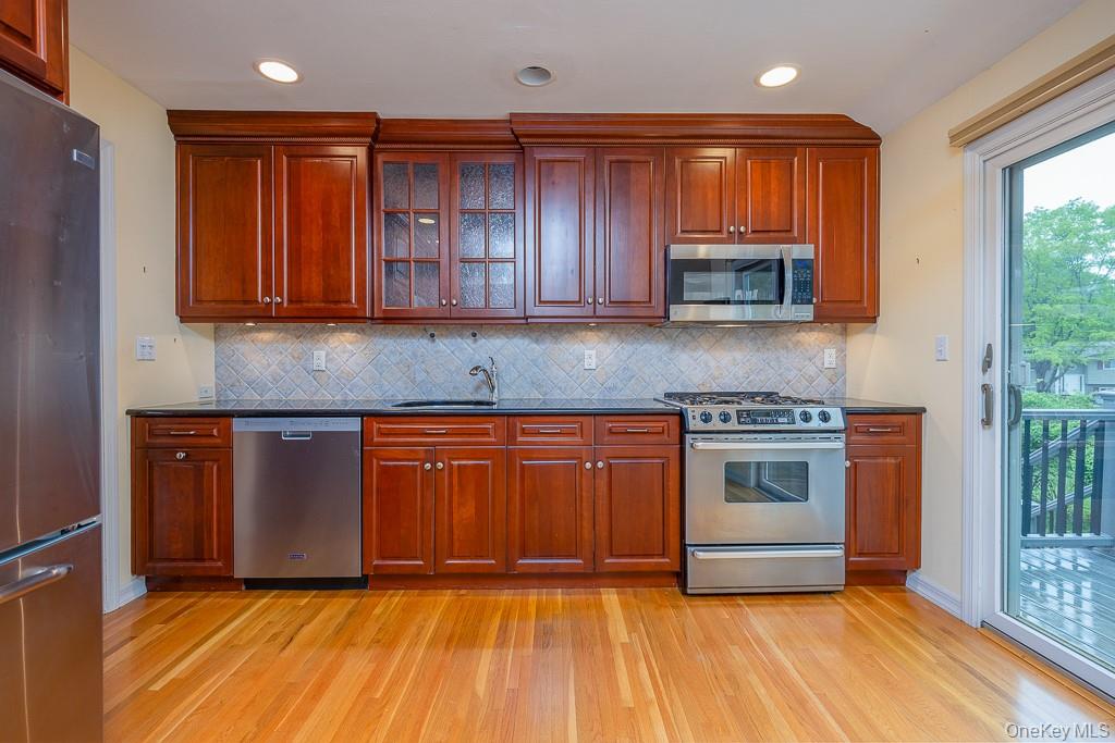 #20 photo, 12 Gerken, New City , NY 10965