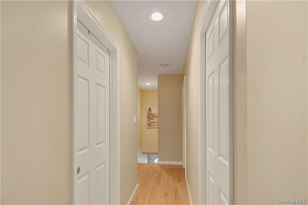 #11 photo, 320 N Terrace Avenue, Mount Vernon , NY 10550