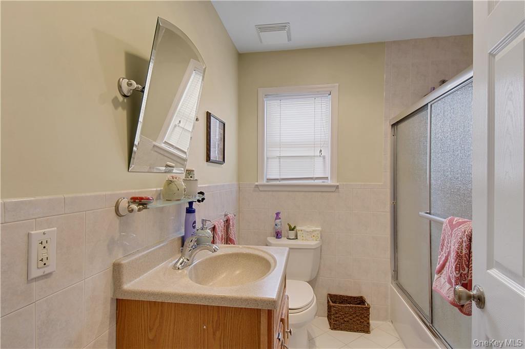 #17 photo, 320 N Terrace Avenue, Mount Vernon , NY 10550