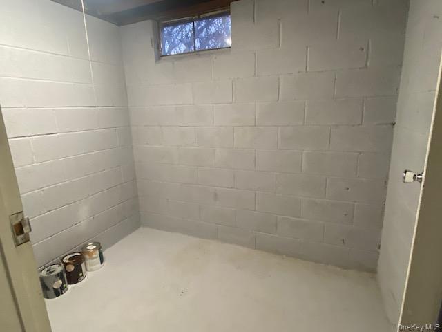 #11 photo, 221 Kings Ferry Road, Verplanck , NY 10596