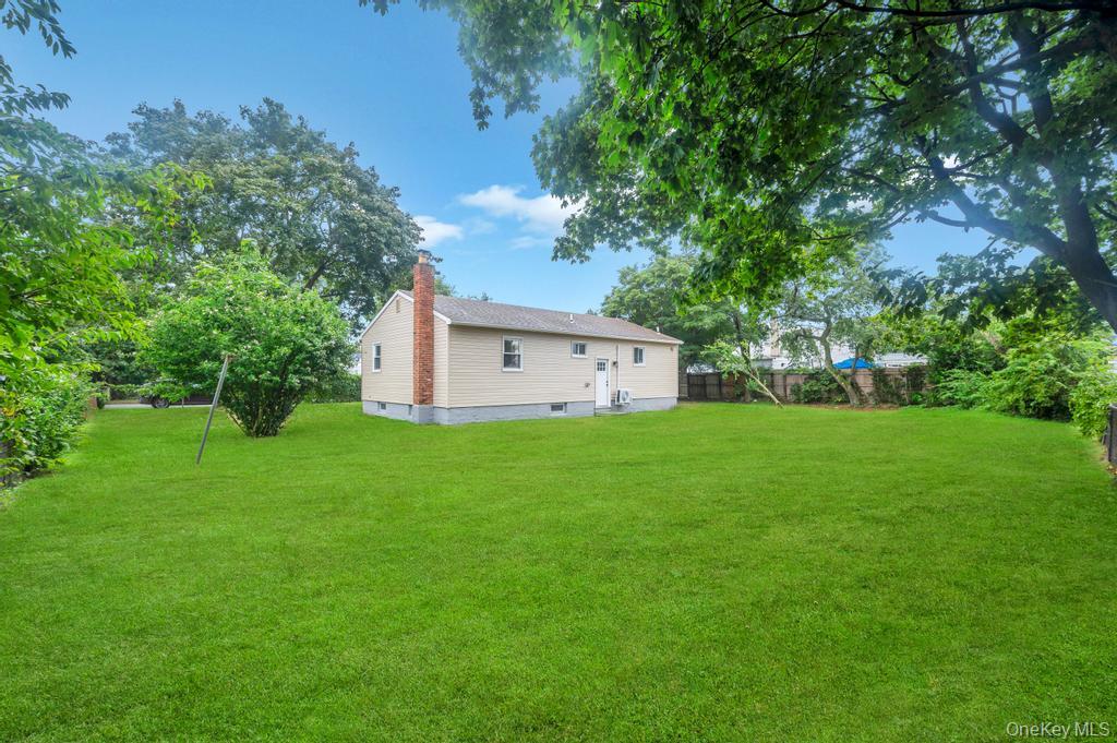 #18 photo, 118 S 31st Street, サフォーク郡 Wyandanch , NY 11798