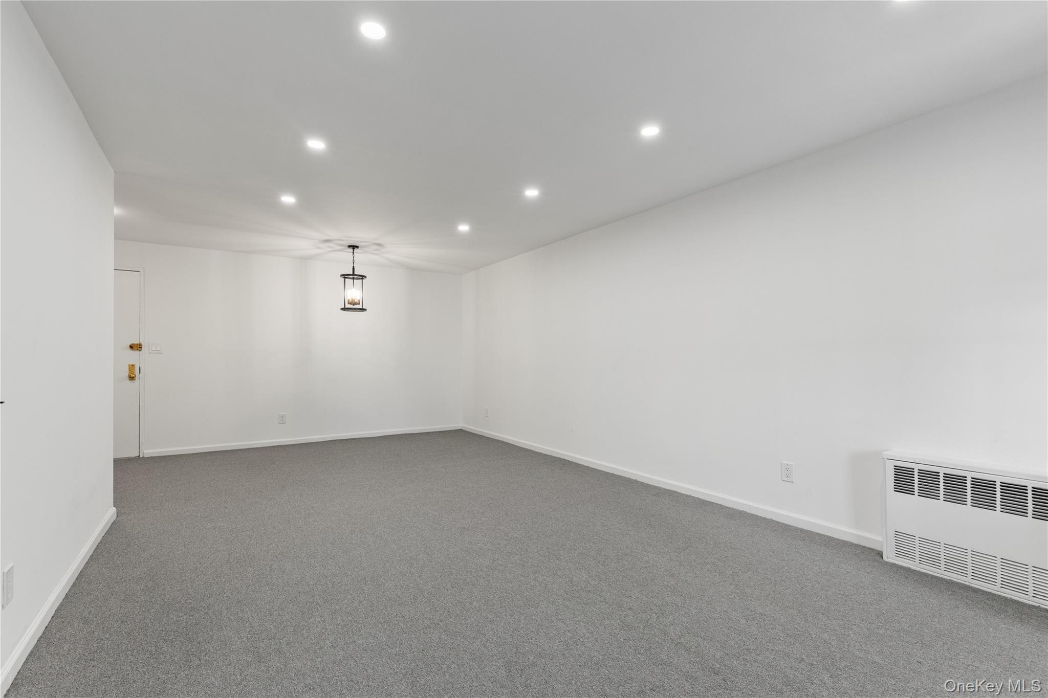 #11 photo, 740 E Broadway, ナッソー郡 Long Beach , NY 11561