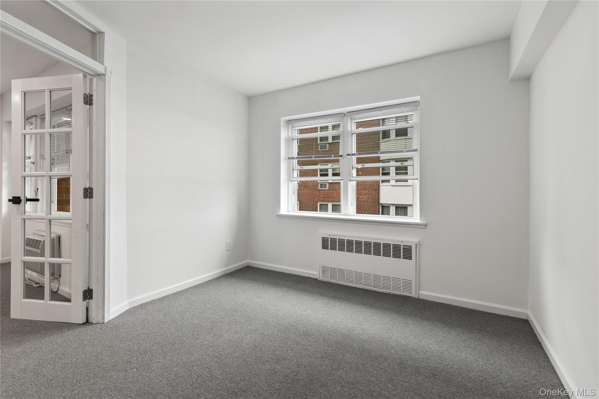 #12 photo, 740 E Broadway, ナッソー郡 Long Beach , NY 11561