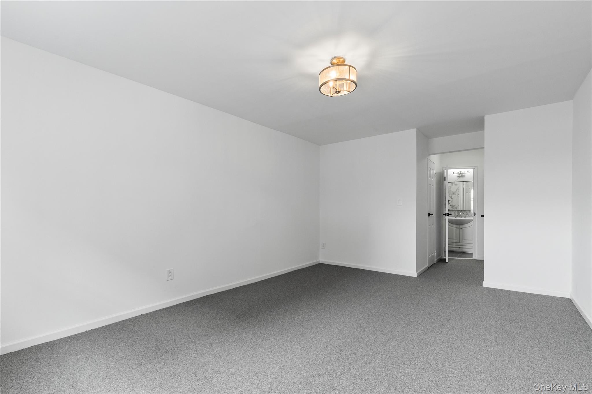 #18 photo, 740 E Broadway, ナッソー郡 Long Beach , NY 11561