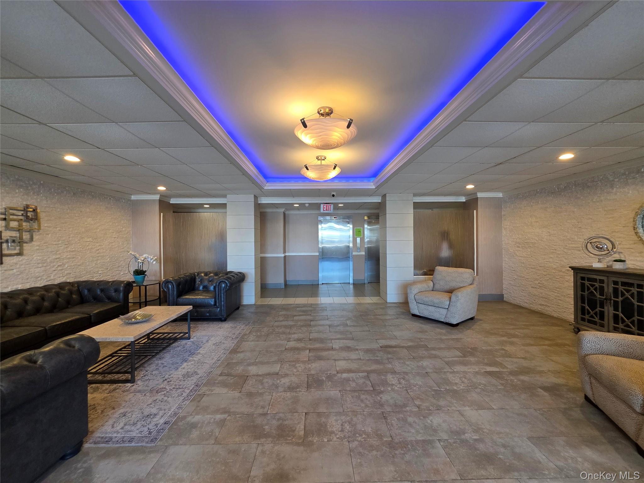 #3 photo, 740 E Broadway, ナッソー郡 Long Beach , NY 11561