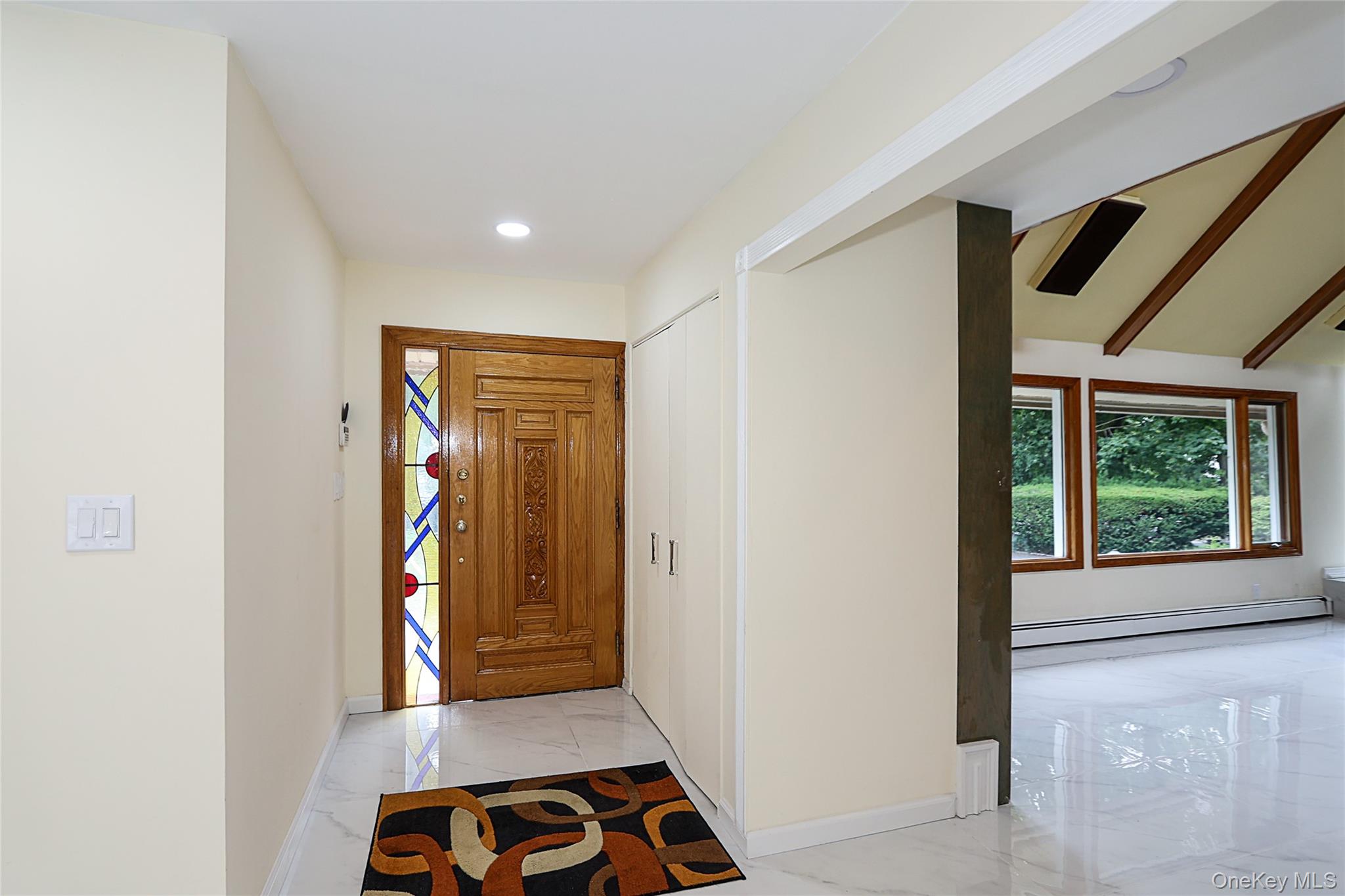 #4 photo, 81 Carriage Lane, ナッソー郡 Roslyn Heights , NY 11577