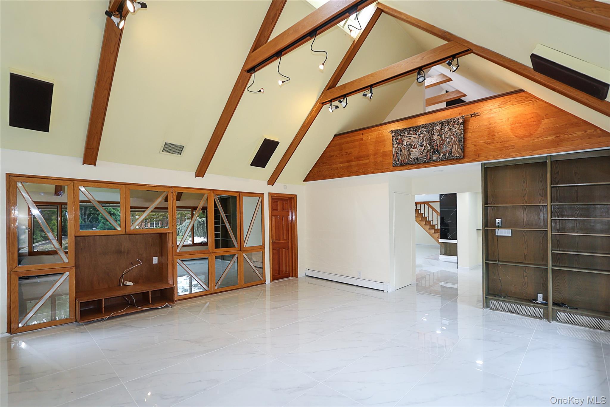 #9 photo, 81 Carriage Lane, ナッソー郡 Roslyn Heights , NY 11577