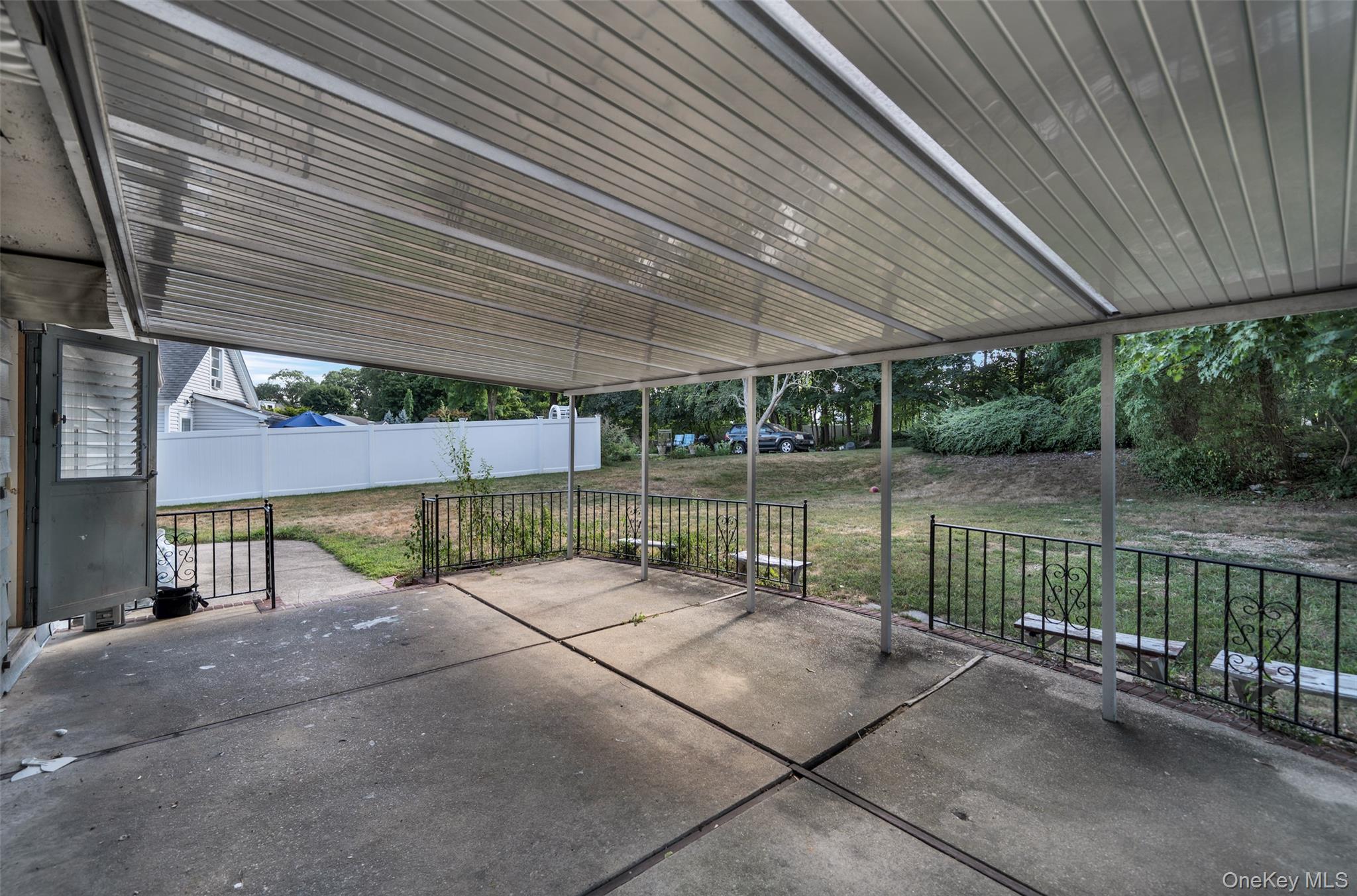 #14 photo, 9 Melville rd N, サフォーク郡 Huntington Station , NY 11746