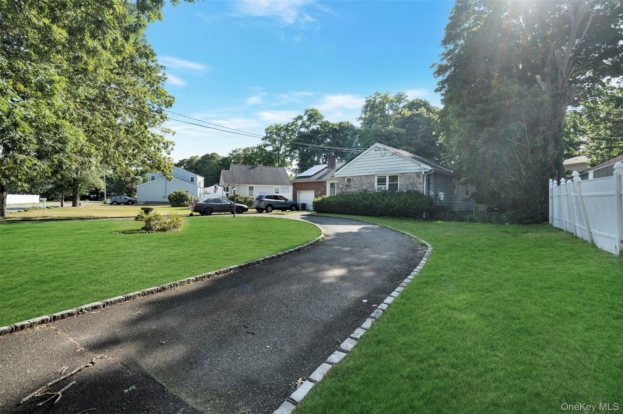 #2 photo, 9 Melville rd N, サフォーク郡 Huntington Station , NY 11746