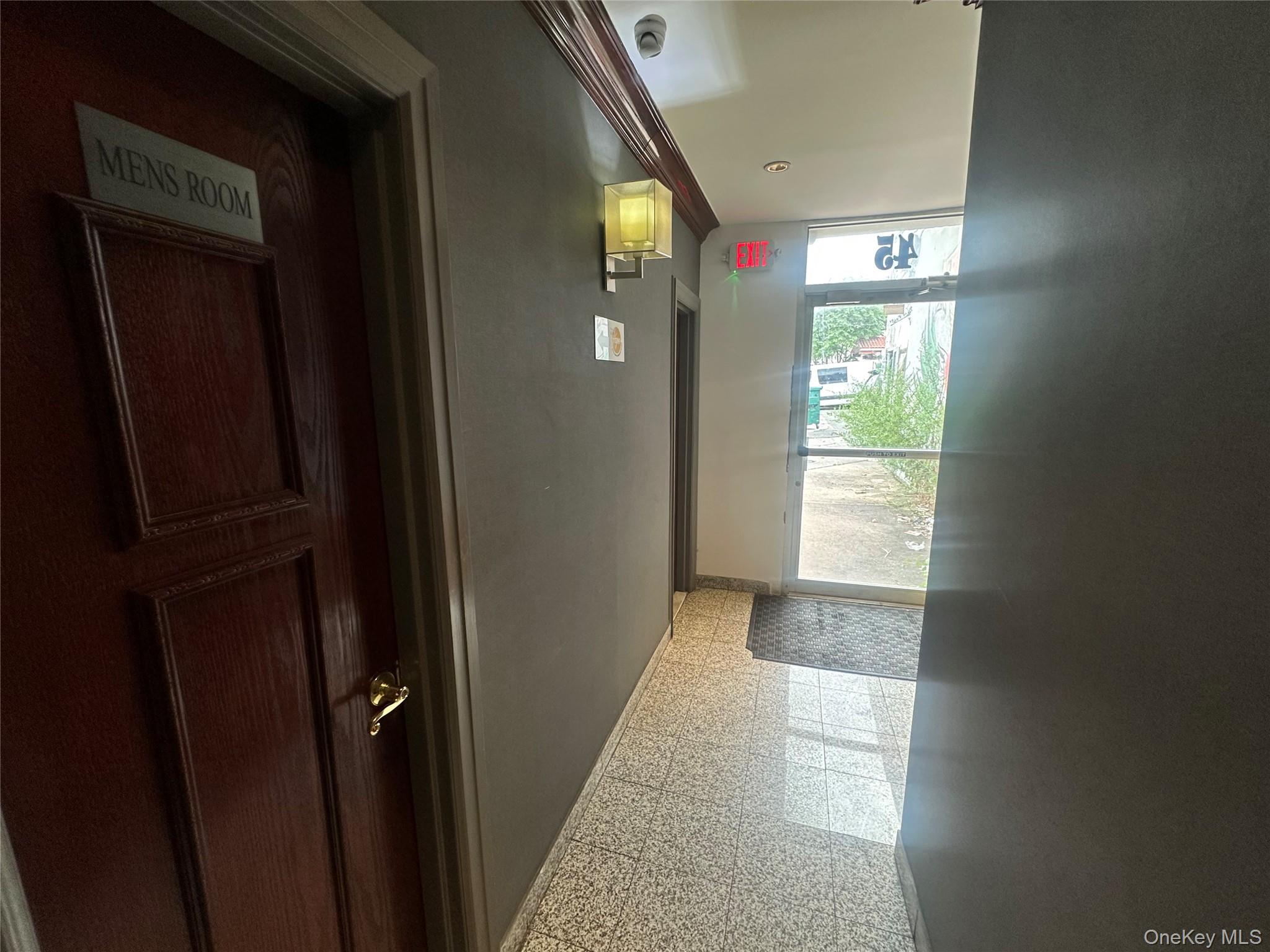 #9 photo, 45 North Village Avenue, ナッソー郡 Rockville Centre , NY 11570