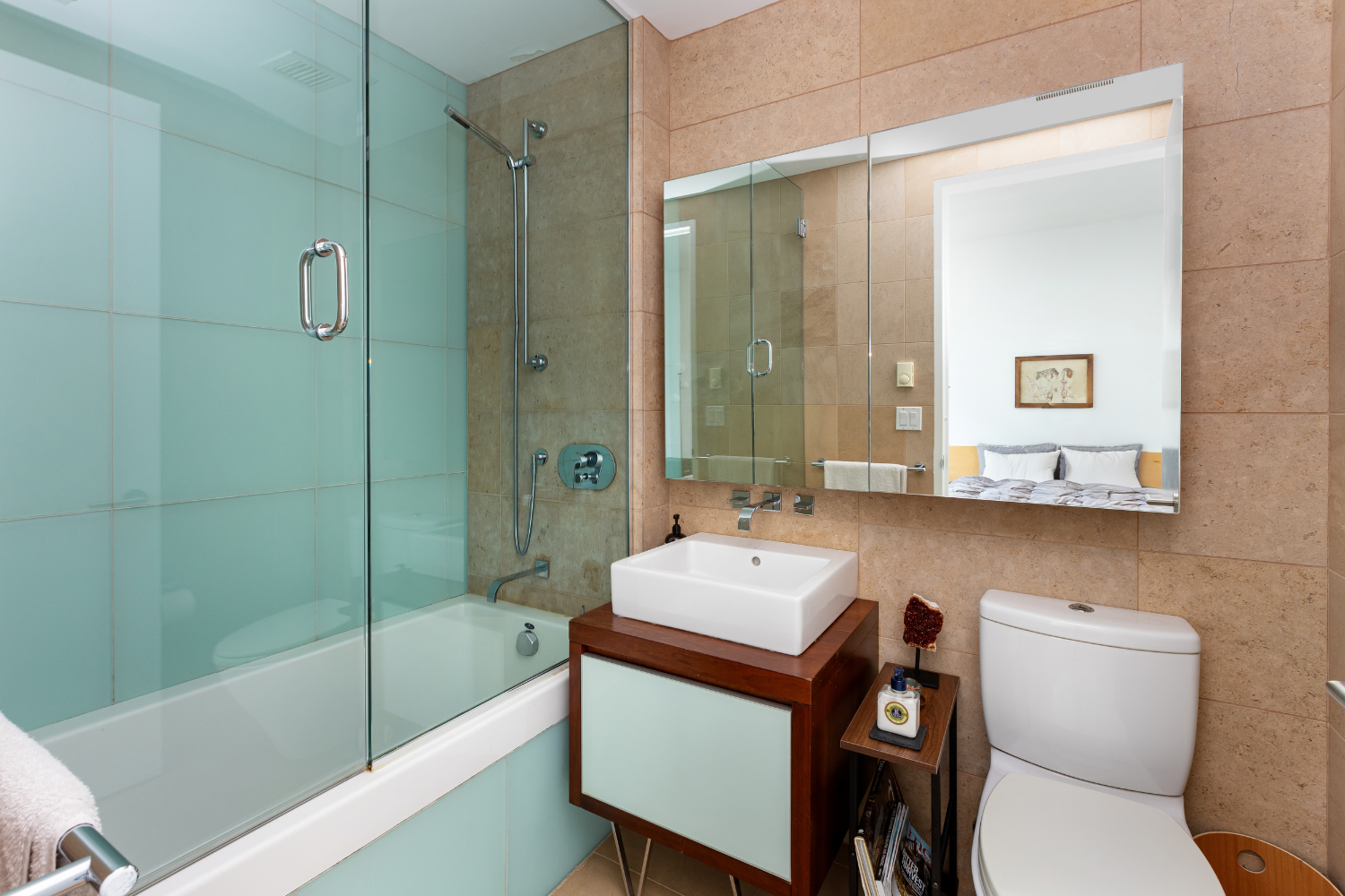 #6 photo, 247 W 46th Street, マンハッタン Theater District , NY 10036