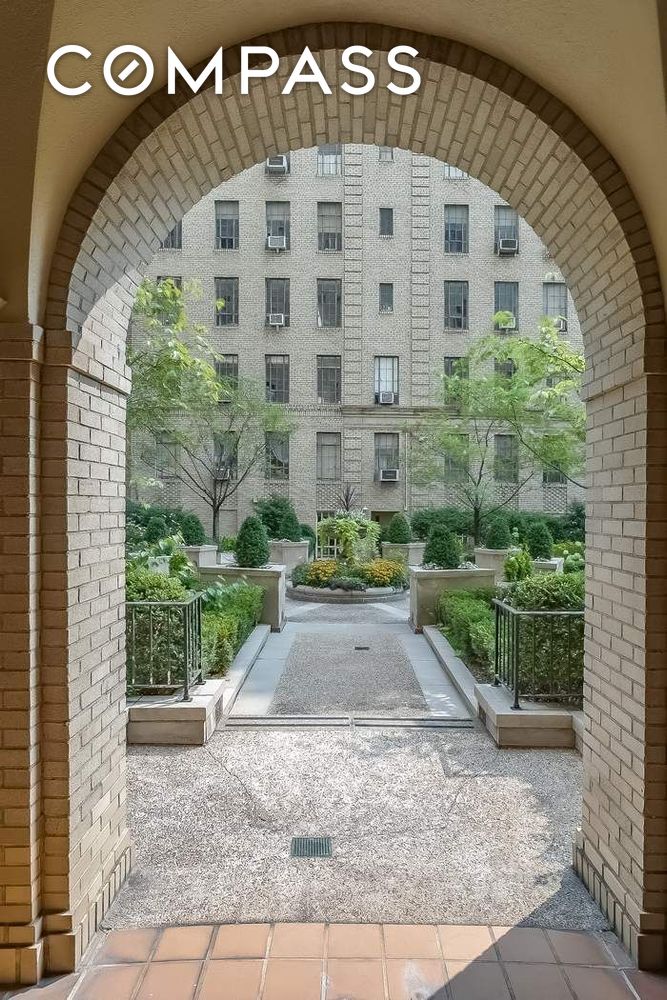 #1 photo, New York City, マンハッタン Hell's Kitchen , NY 10019