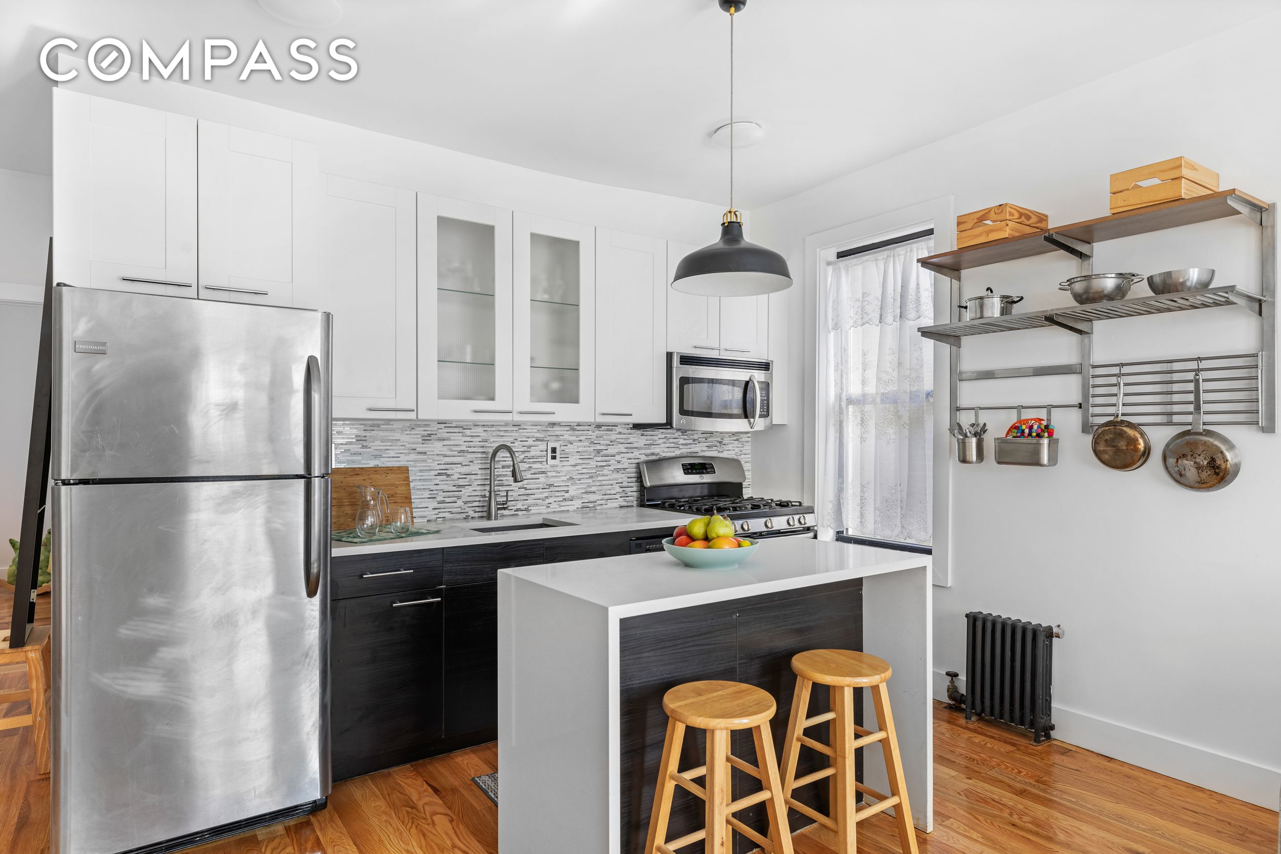 #3 photo, 839 E 19th Street, Midwood , NY 11230